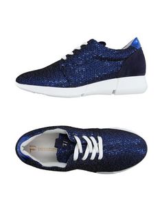 Низкие кеды и кроссовки Trussardi Jeans