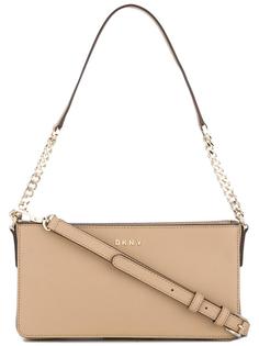 маленькая сумка через плечо с логотипом DKNY