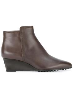 wedge ankle boots Tod's