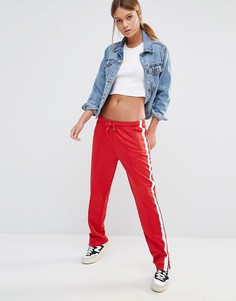 Спортивные брюки с полосками по бокам New Look - Красный