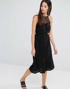 Платье-халтер миди со вставкой кроше New Look - Черный