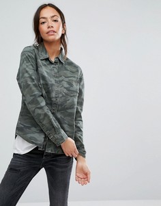 Куртка с камуфляжным принтом New Look - Зеленый