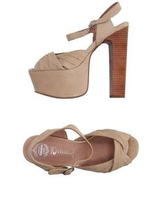 Сандалии Jeffrey Campbell