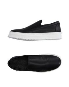 Низкие кеды и кроссовки Black True