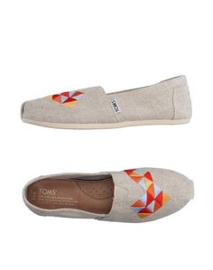 Низкие кеды и кроссовки Toms