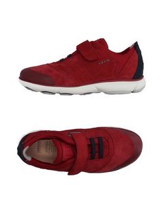 Низкие кеды и кроссовки Geox