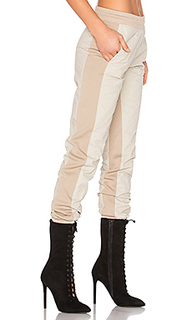 Штаны джоггеры tyvek - YEEZY Season 3