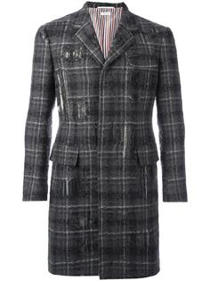 пальто в клетку Thom Browne