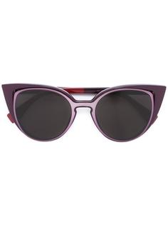 солнцезащитные очки с оправой "кошачий глаз" Fendi