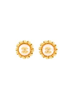 серьги из искусственного жемчуга с логотипом Chanel Vintage
