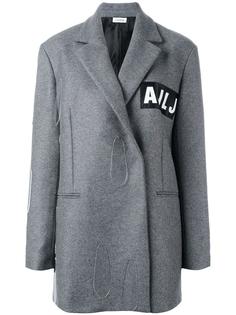 пальто с заплаткой с логотипом Au Jour Le Jour
