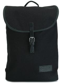 рюкзак с откидным клапаном Eastpak