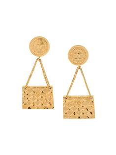 flap bag clip-on earrings Chanel Vintage
