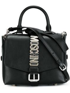 сумка на плечо с бляшкой-логотипом Moschino