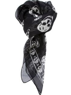 шелковый шарф в принт с черепами Alexander McQueen