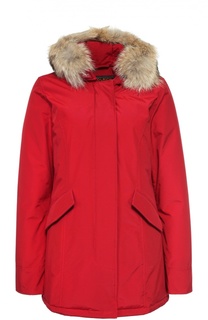 Пуховик с меховой отделкой капюшона Woolrich