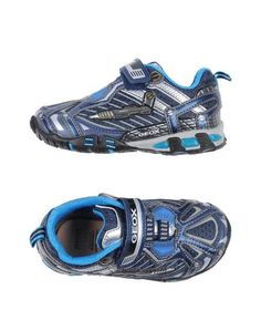Низкие кеды и кроссовки Geox
