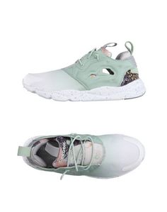 Низкие кеды и кроссовки Reebok