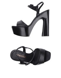 Сандалии LE Silla