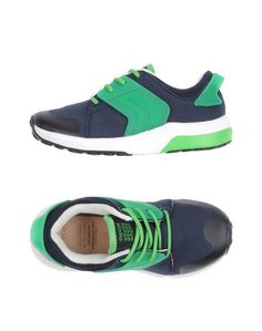 Низкие кеды и кроссовки Geox