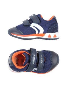 Низкие кеды и кроссовки Geox