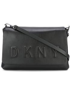 сумка через плечо с тисненым логотипом DKNY
