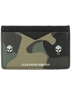 кошелек для карт с камуфляжным рисунком 'Skull' Alexander McQueen