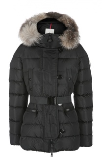 Пуховик с капюшоном и поясом Moncler