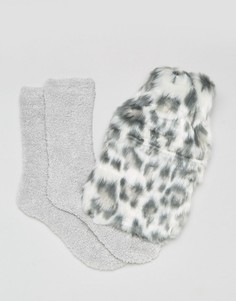 Подарочный набор с грелкой и носками New Look - Серый