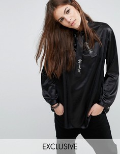 Топ с бантом и текстовым принтом Reclaimed Vintage - Черный