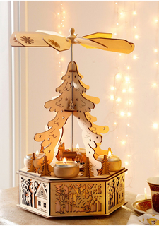 Рождественская пирамида