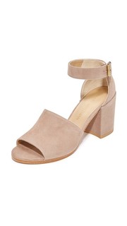 Босоножки Soho Gal Stuart Weitzman