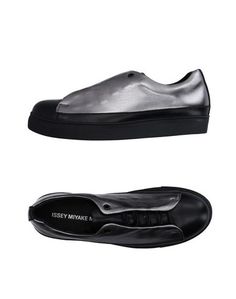 Низкие кеды и кроссовки Issey Miyake MEN