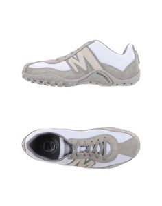 Низкие кеды и кроссовки Merrell