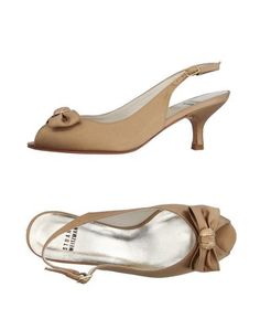 Сандалии Stuart Weitzman