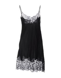 Короткое платье Givenchy