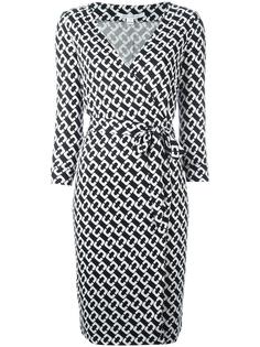 платье с запахом и цепочным узором Diane Von Furstenberg