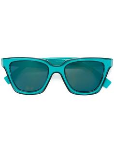 солнцезащитные очки в квадратной оправе Fendi