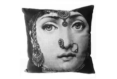 Подушка с портретом Лины Пьеро Форназетти "Jewelry" DG