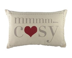 Подушка с надписью "Cozy" DG