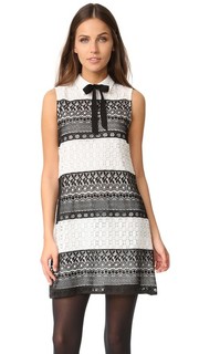 Расклешенное платье Hilly с воротником, украшенным бантом Alice + Olivia