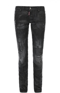 Джинсы прямого кроя с потертостями и декоративной заплаткой Dsquared2
