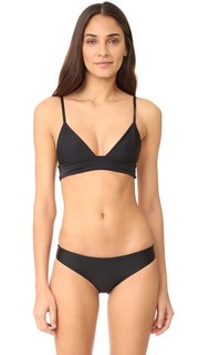 Топ с треугольными чашечками в Даниэла Solids Tori Praver Swimwear