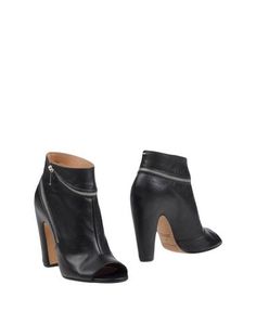 Полусапоги и высокие ботинки Maison Margiela 22