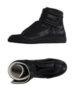 Высокие кеды и кроссовки Maison Margiela 22