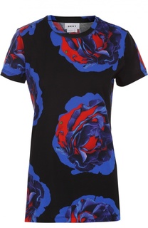 Приталенная футболка с контрастным цветочным принтом DKNY