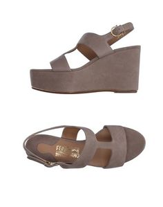 Сандалии Salvatore Ferragamo