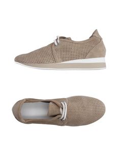 Низкие кеды и кроссовки MAX Mara