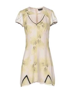 Короткое платье Guess