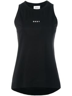 майка с логотипом DKNY